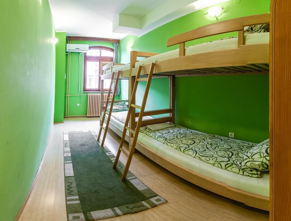 Terasa Hostel Novi Sad Exterior photo