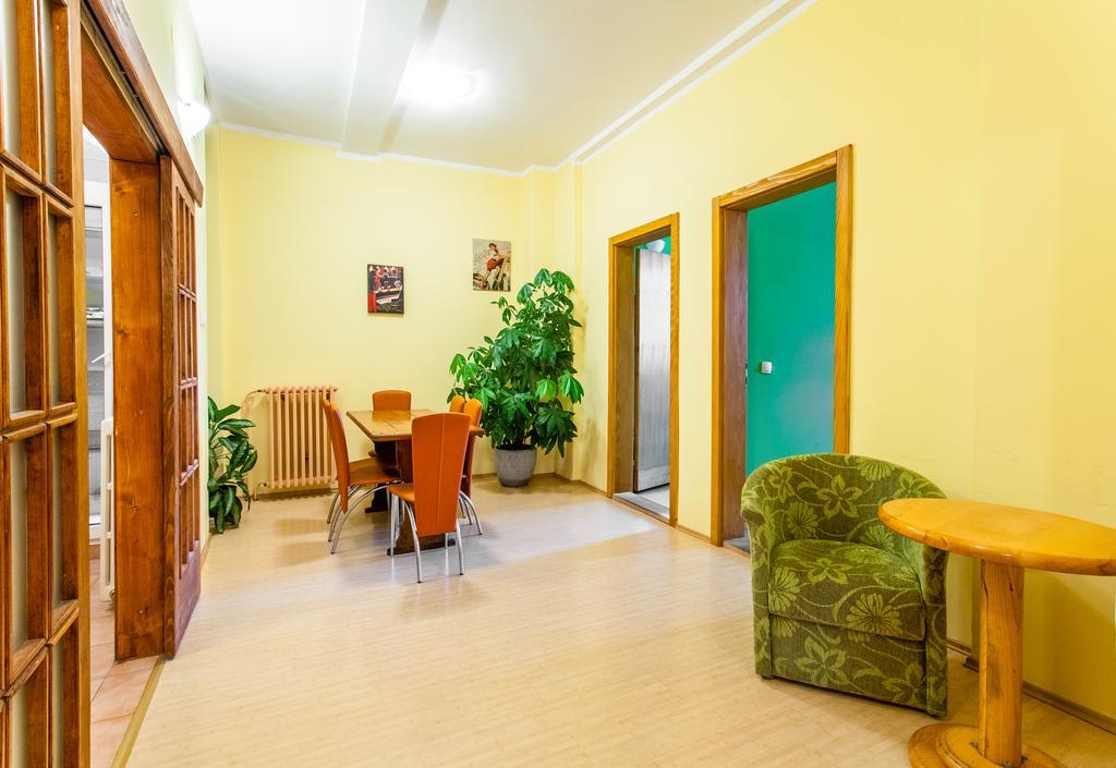 Terasa Hostel Novi Sad Exterior photo